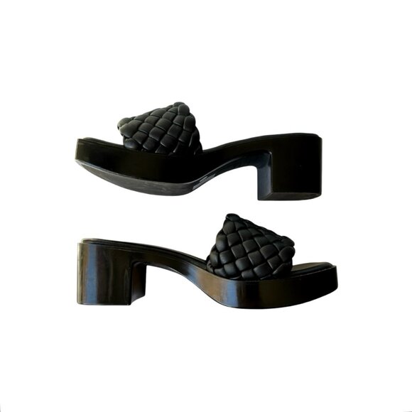 Dolce Vita Goldy Sandals - Picture 5 of 8